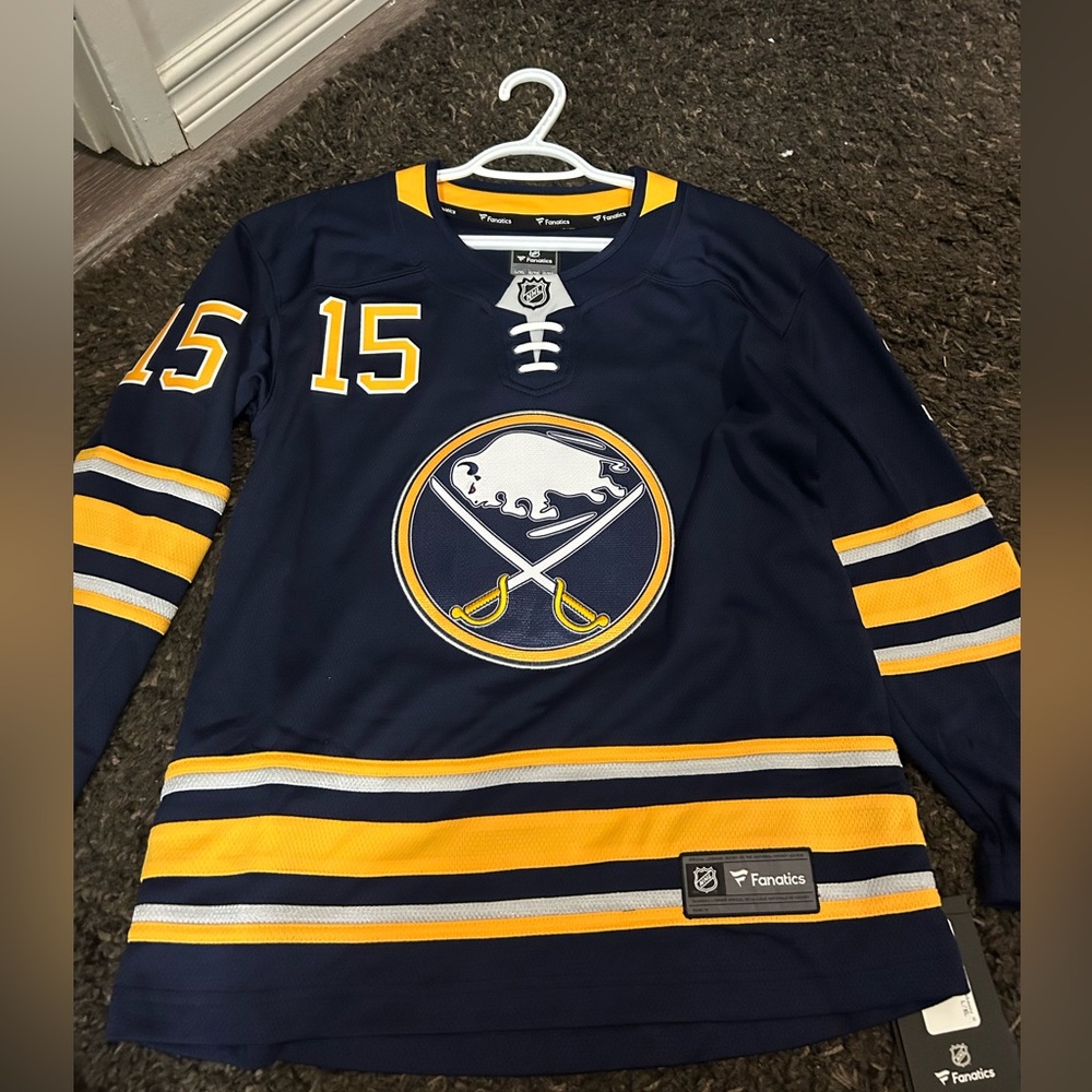 NWT- Fanatics Buffalo Sabres Jack Eichel Jersey - Youth L/XL